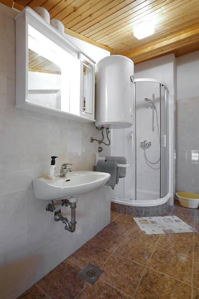Little Heaven On Earth - Apartmani Martina Vlašići Exteriér fotografie